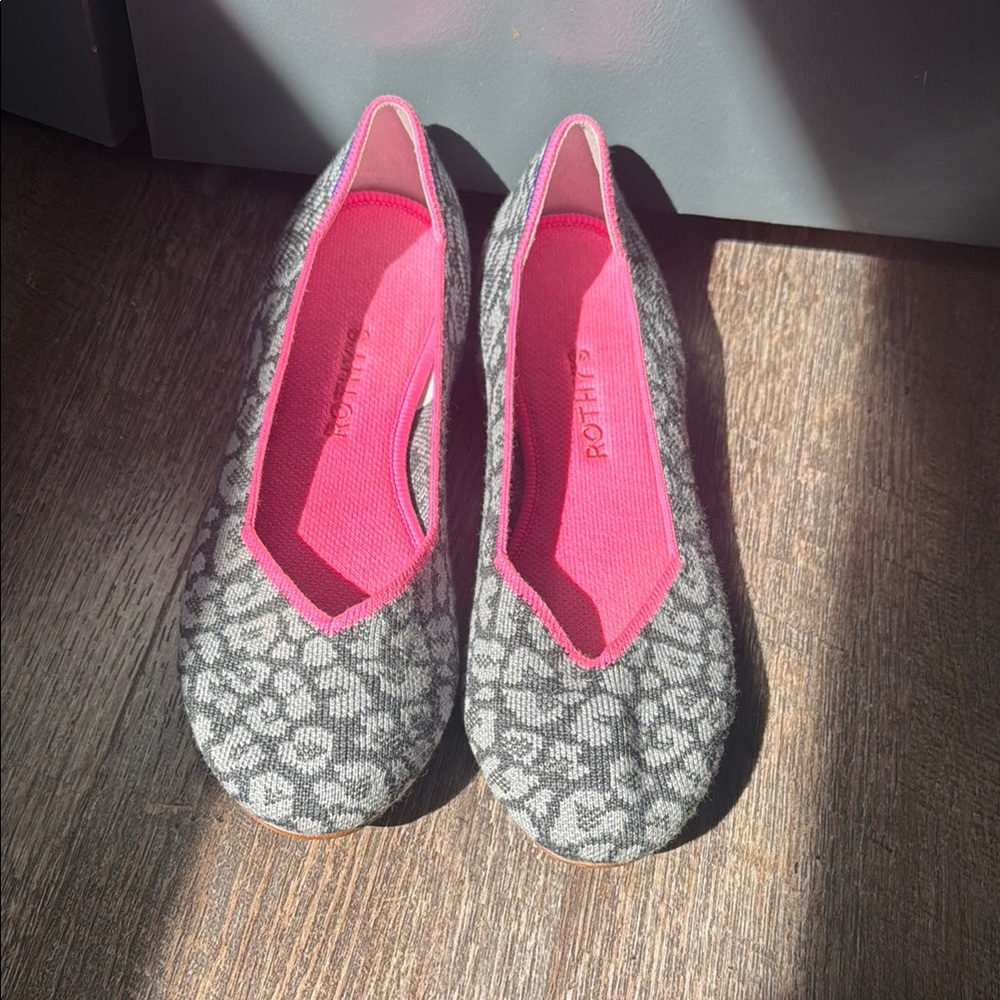 Rothy's Women's Gray and Pink Flats